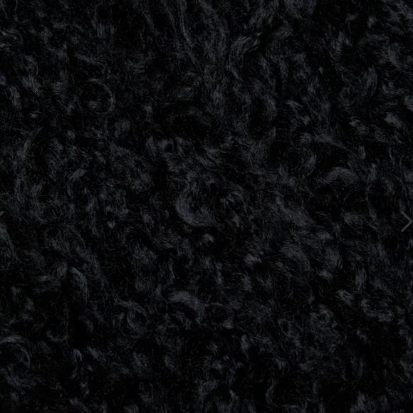 Aura Cropped Faux Fur Jacket - Picture 4 of 5